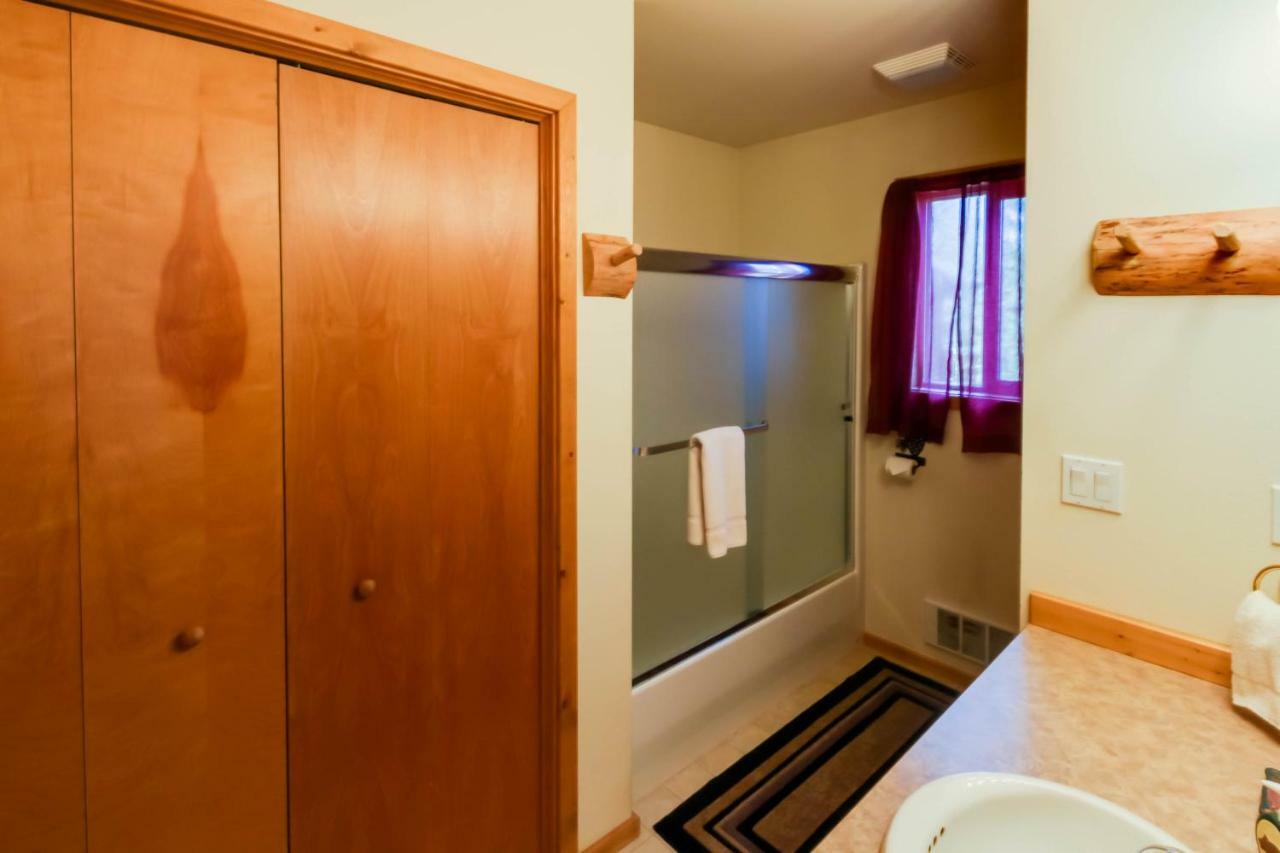 Cottage Court Condo 맥콜 외부 사진