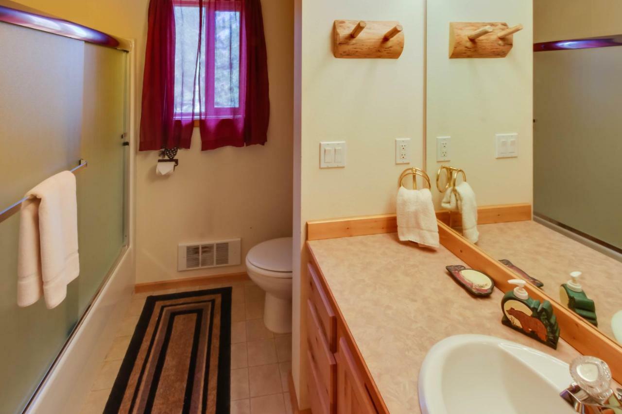 Cottage Court Condo 맥콜 외부 사진
